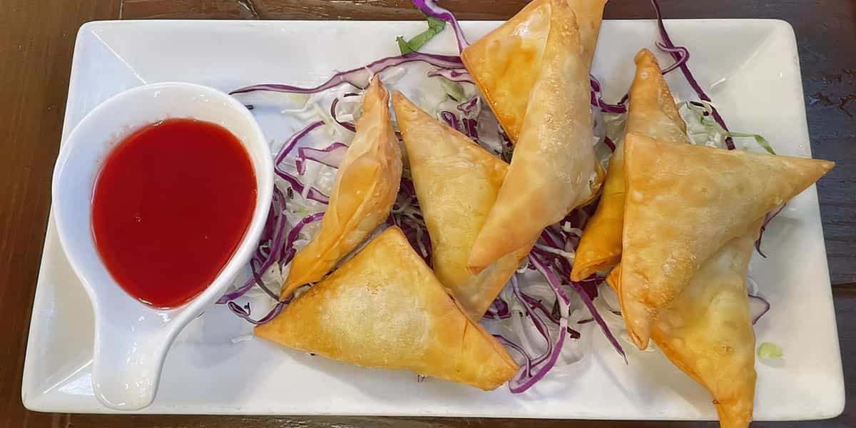 Crab Rangoon (8)